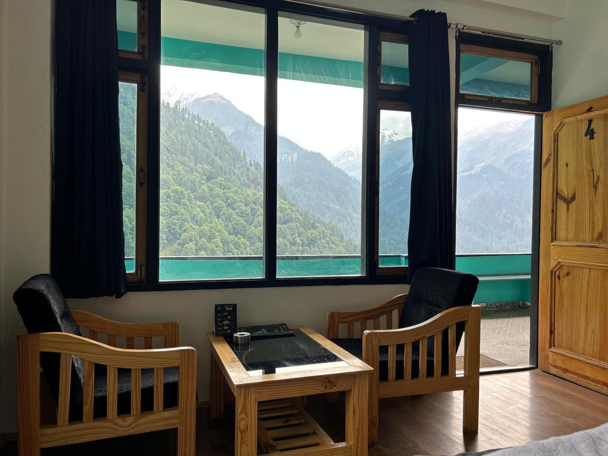 Aman Resort, Tosh Village, Himachal Pradesh 외부 사진