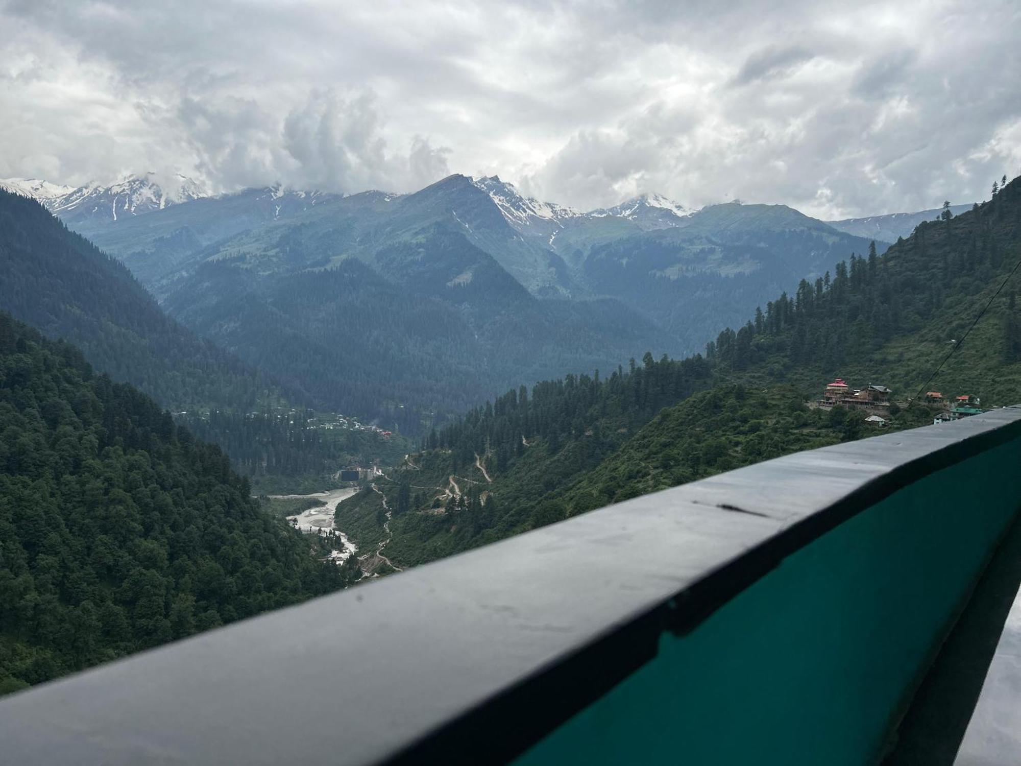 Aman Resort, Tosh Village, Himachal Pradesh 외부 사진